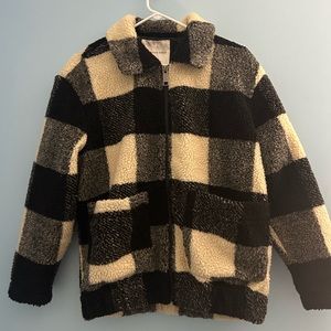 thick black and creme zip up fleece